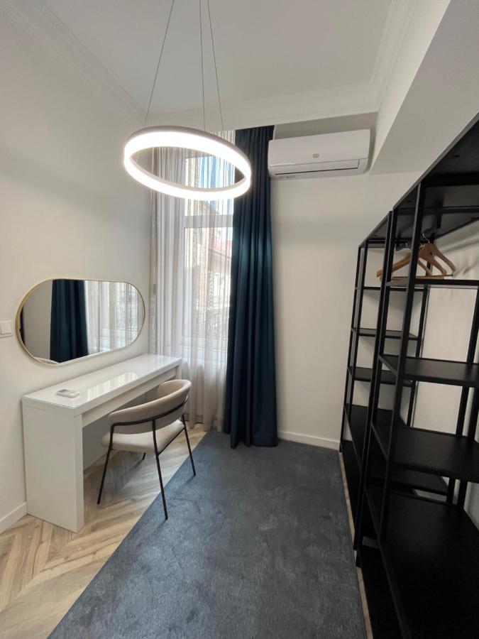 Central Gallery Apartment Debrecen Exterior foto
